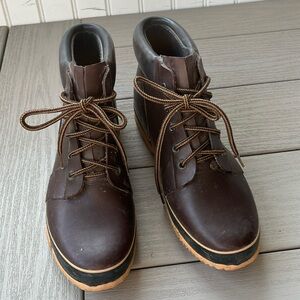 Trader Bay waterproof size 9 boots